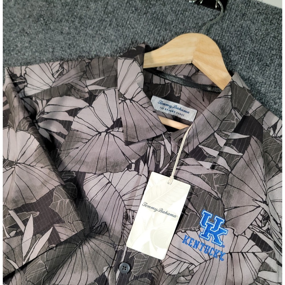 Tommy Bahama University of Kentucky Wildcats Polo Shirt Mens Medium Tropical NWT